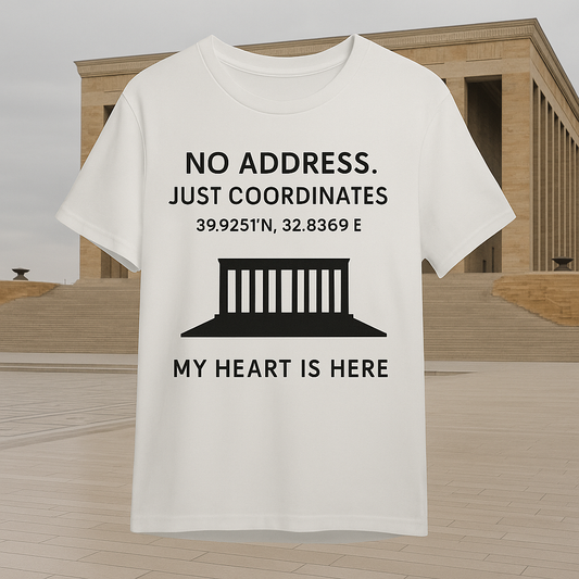 ''My Heart Is Here" Kişiye Özel Koordinat, Mesaj ve İkon Tişörtü